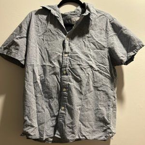 T-Shirt button down